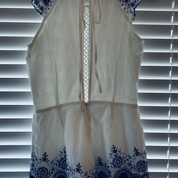 Pretty Romper - Picture 2 of 3